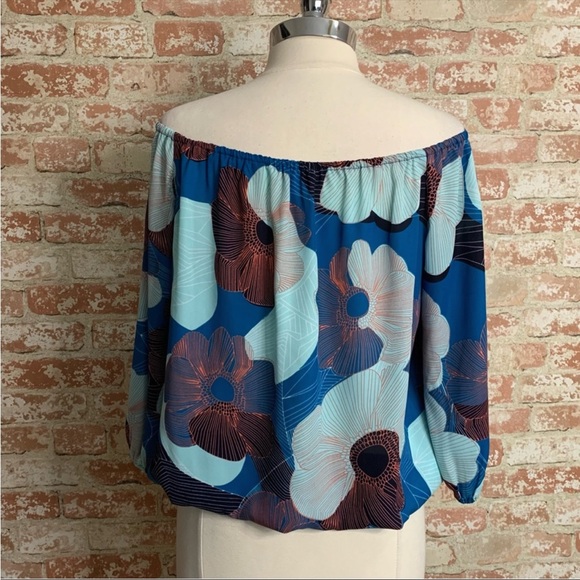 Allison Joy Blue Floral Off-Shoulder Blouse - Picture 4 of 10